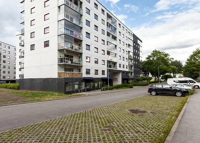 Center - Mardi St., Free Parking!!! * Tallinn